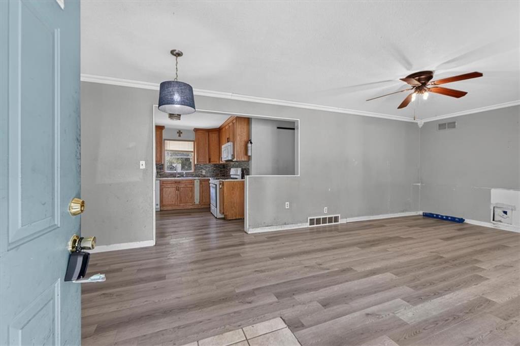 108 N Grant Ave, Knob Noster, MO 65336