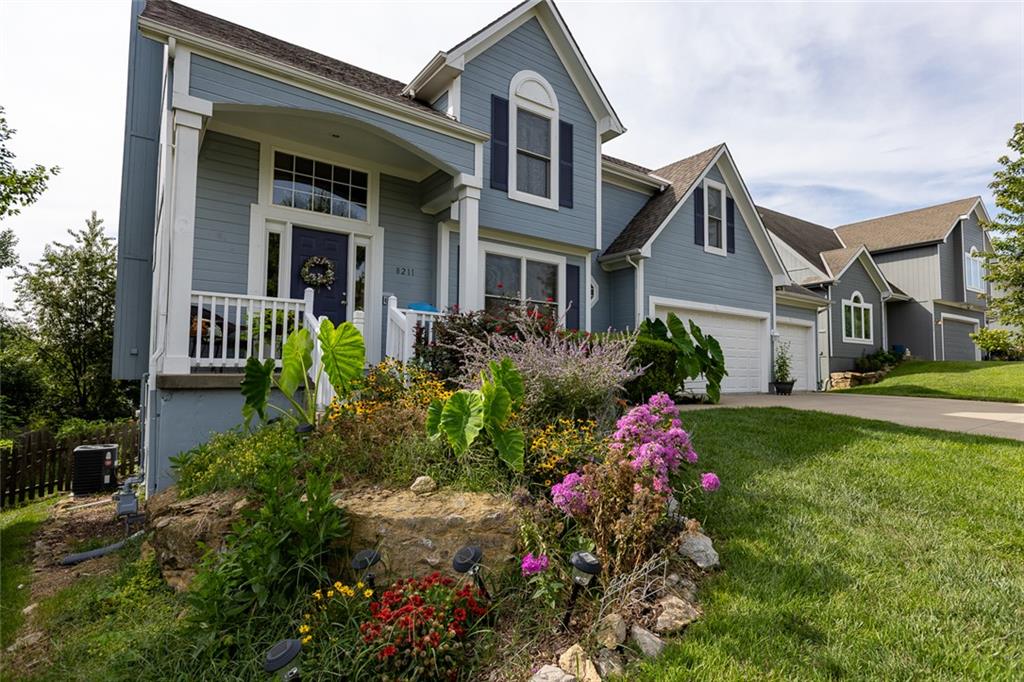 8211 NE 98th St, Kansas City, MO 64157