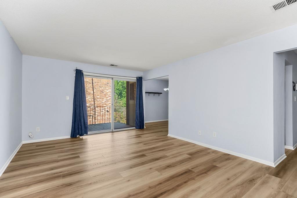 10106 W 96th #c Ter #C, Overland Park, KS 66214