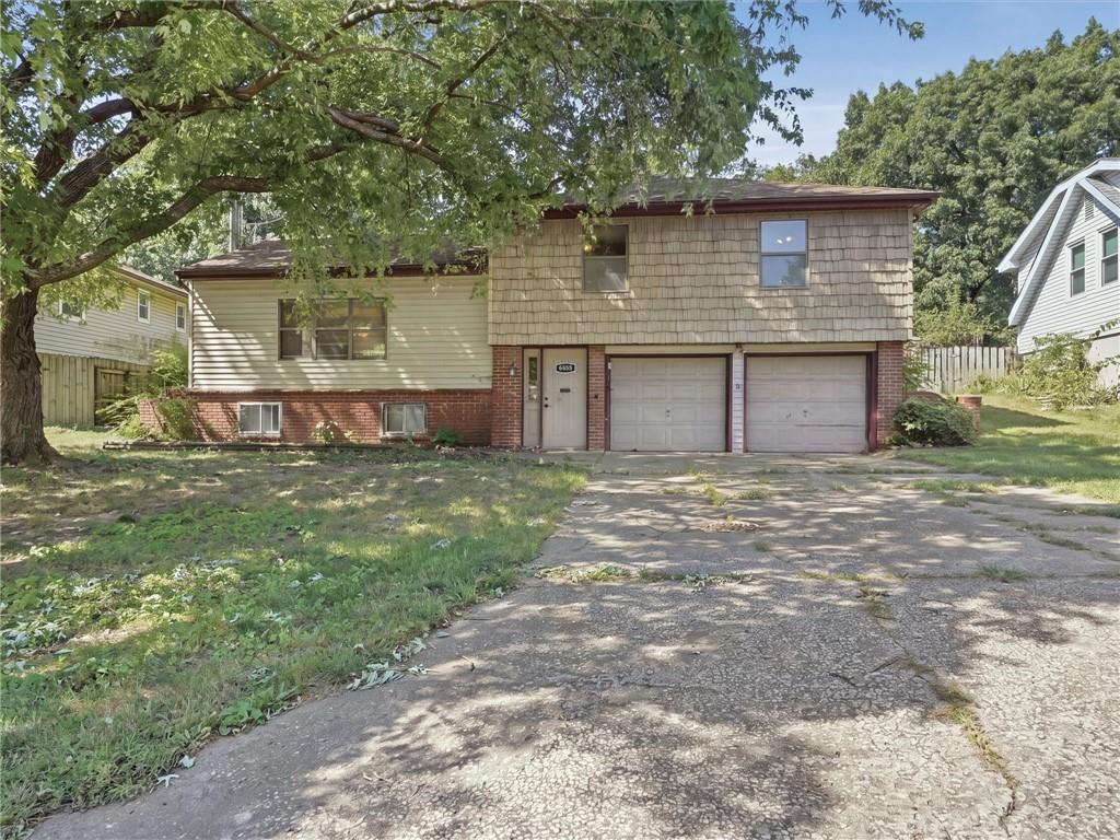 4904 NW Fisk Ave, Kansas City, MO 64151