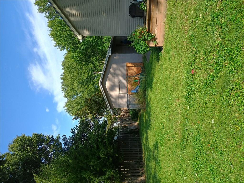 204 S 2nd St, Lansing, KS 66043