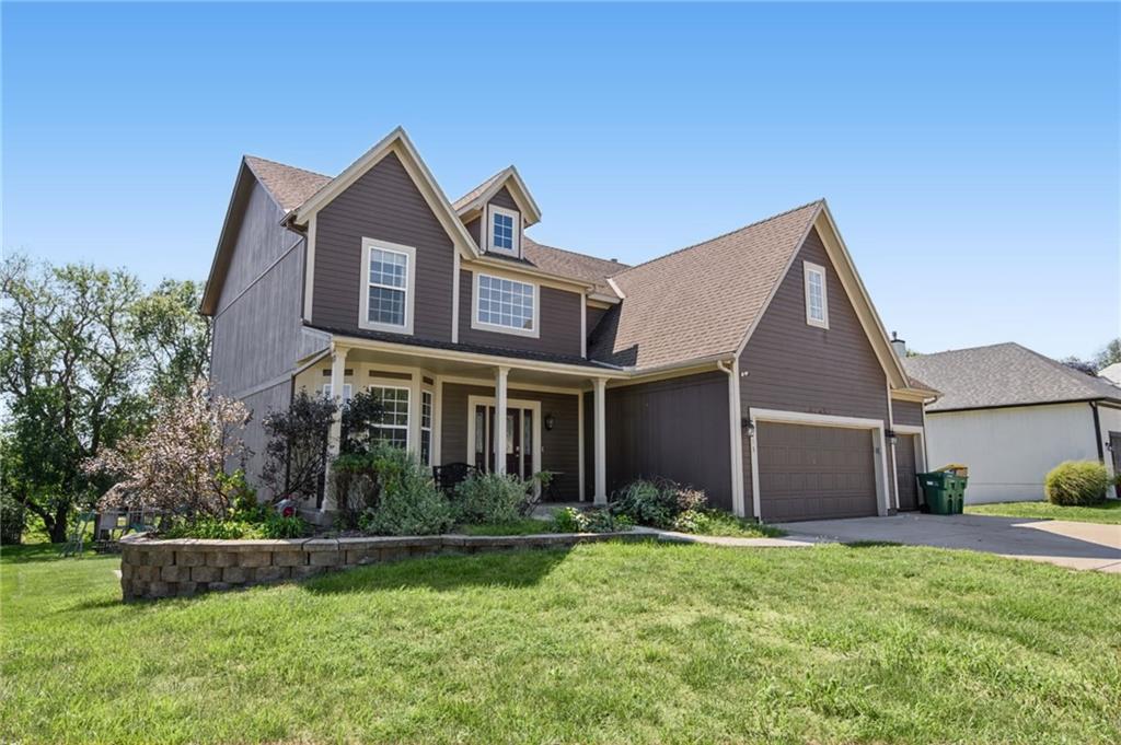 12213 Clubhouse Dr, Kansas City, KS 66109
