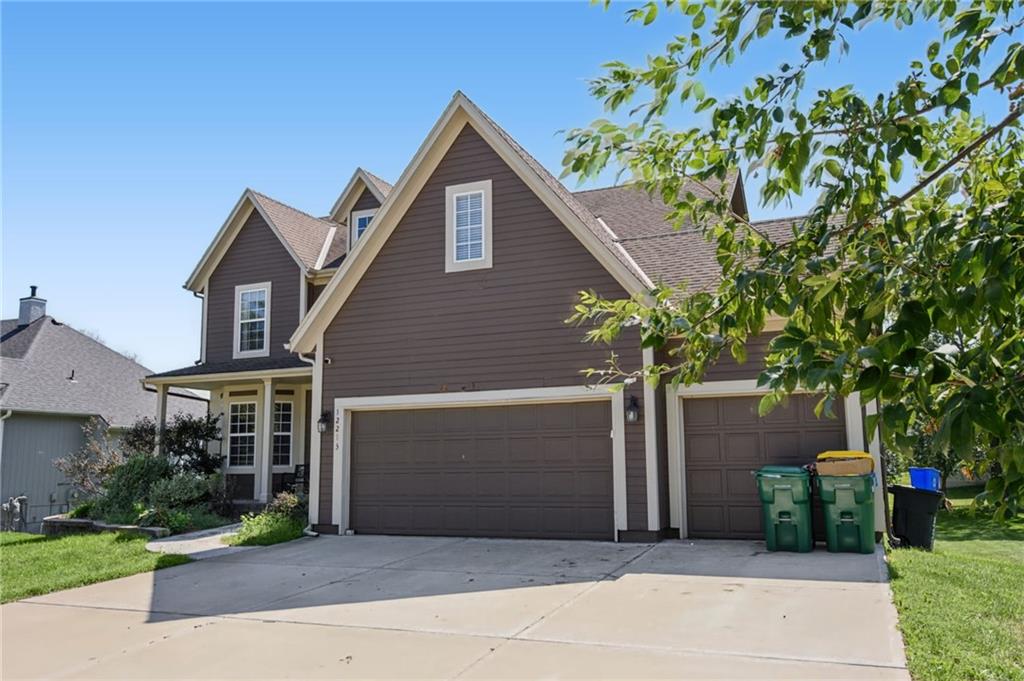 12213 Clubhouse Dr, Kansas City, KS 66109
