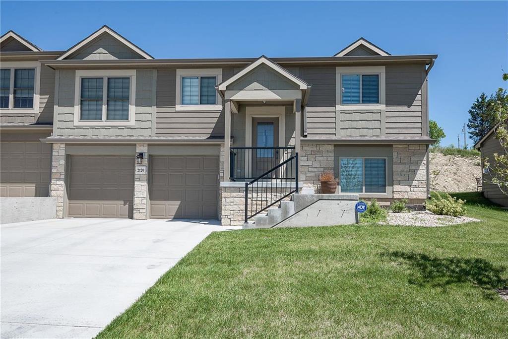 2120 Little Kitten Ave, Manhattan, KS 66503