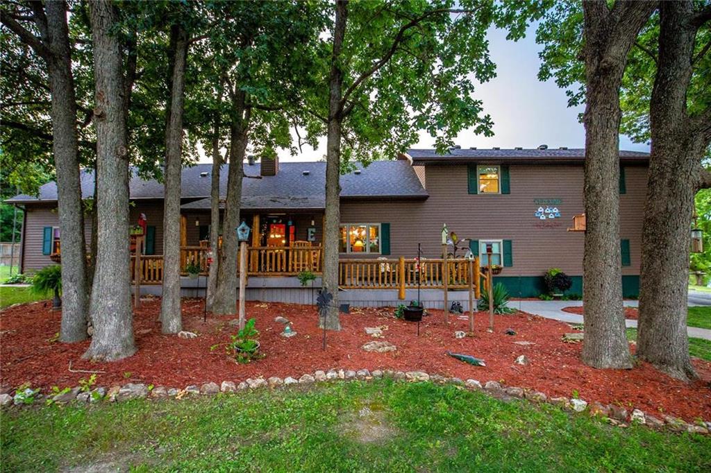32693 Schlobohm Rd, Smithton, MO 65350