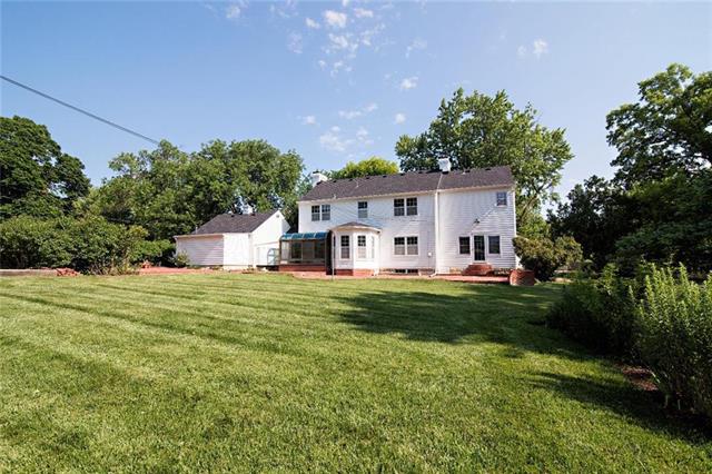 239 W Ash St, Junction City, KS 66441