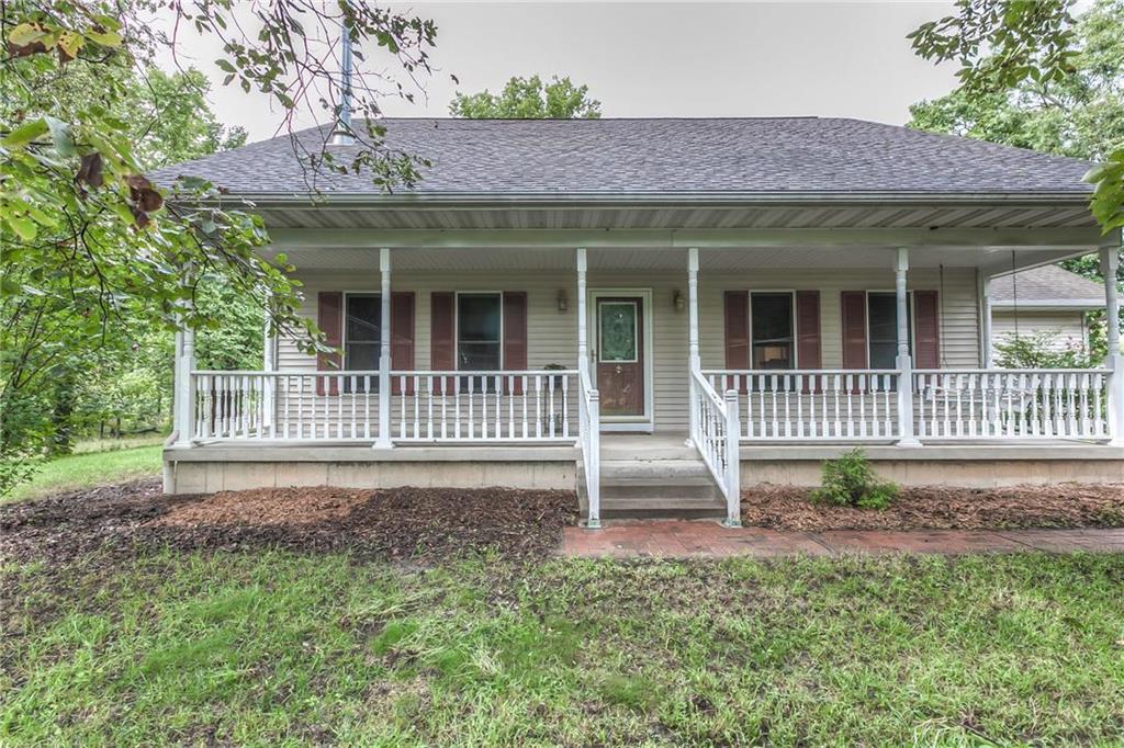 1206 Iowa Rd, Princeton, KS 66078