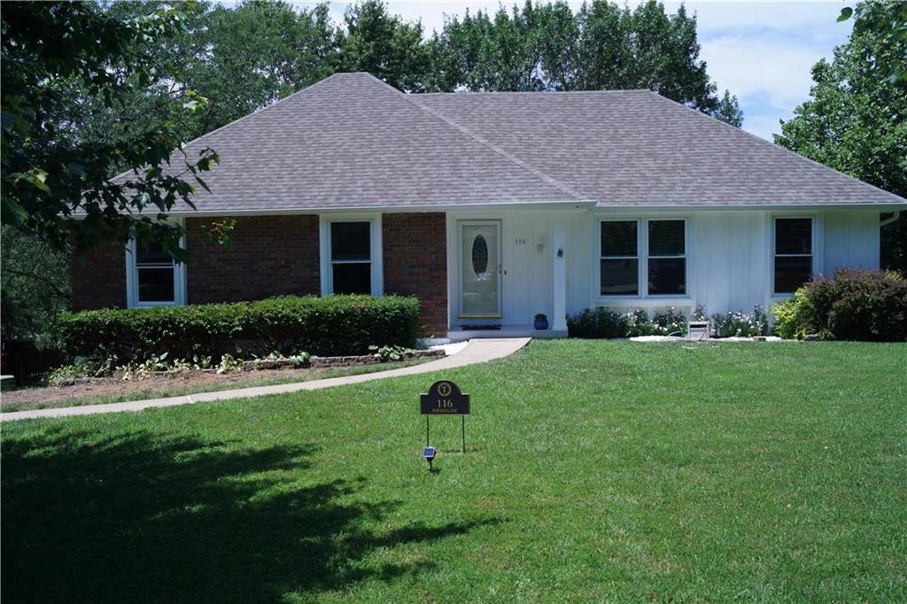 116 Popago Ln, Lake Winnebago, MO 64034