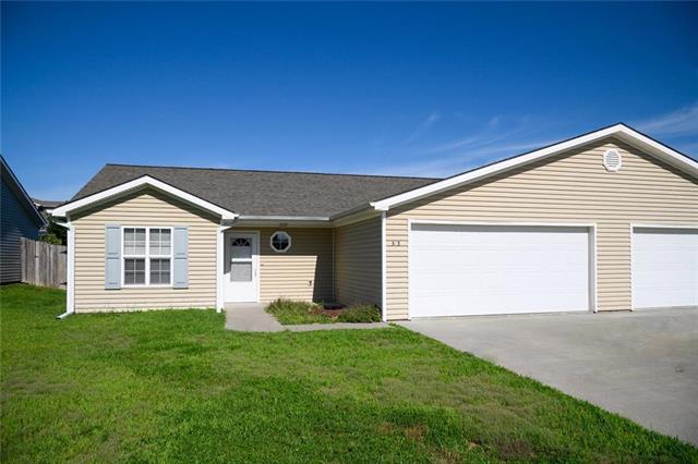513 Stonedale Dr, Manhattan, KS 66503