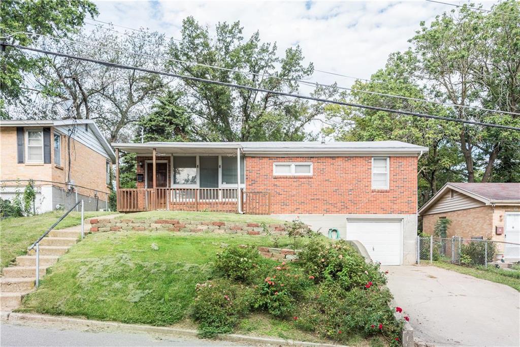406 Hart St, Jefferson City, MO 65109