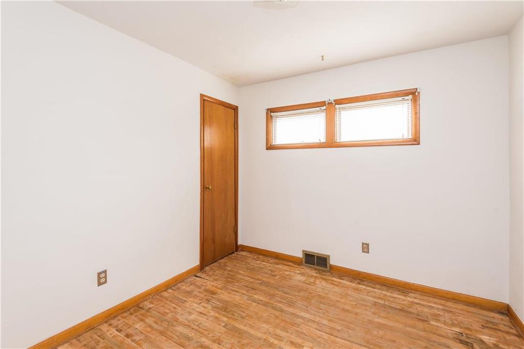 406 Hart St, Jefferson City, MO 65109