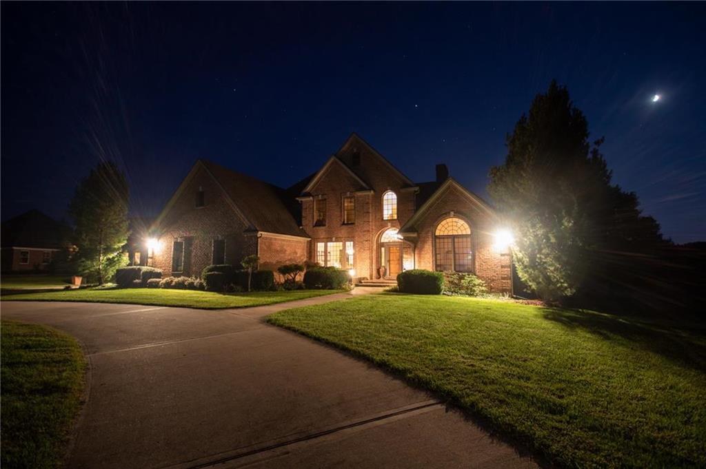 603 Shadow Hill Dr, Clinton, MO 64735
