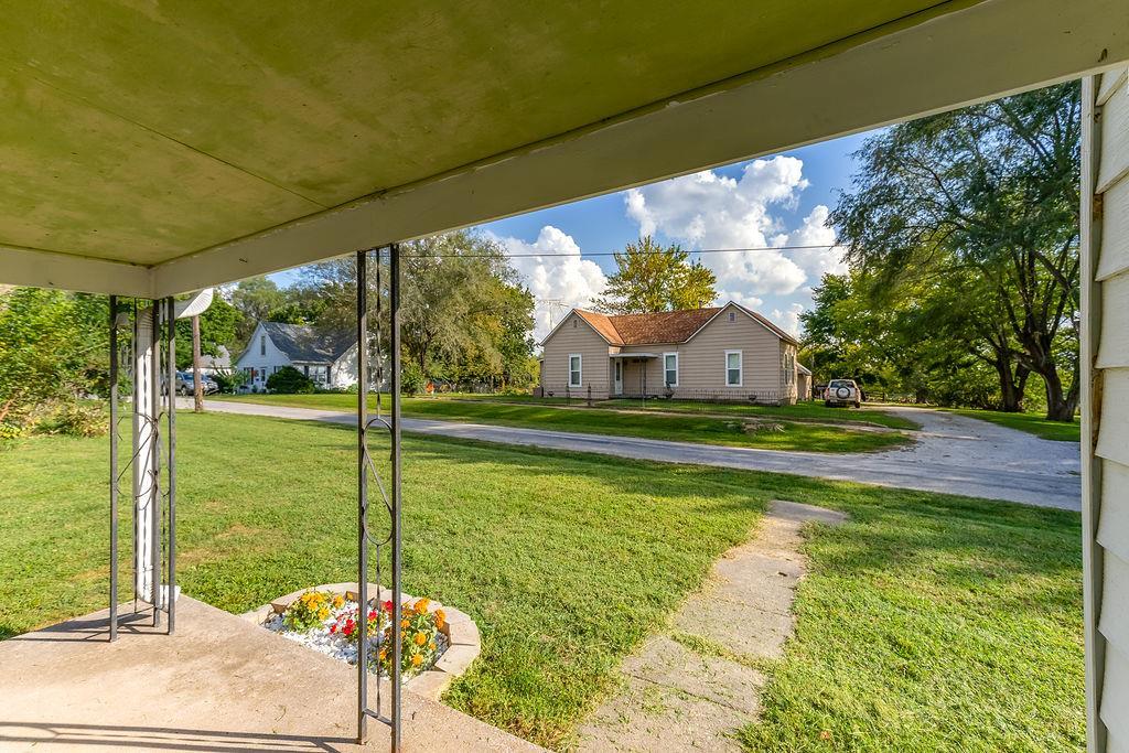 635 Leidy St, Cosby, MO 64436