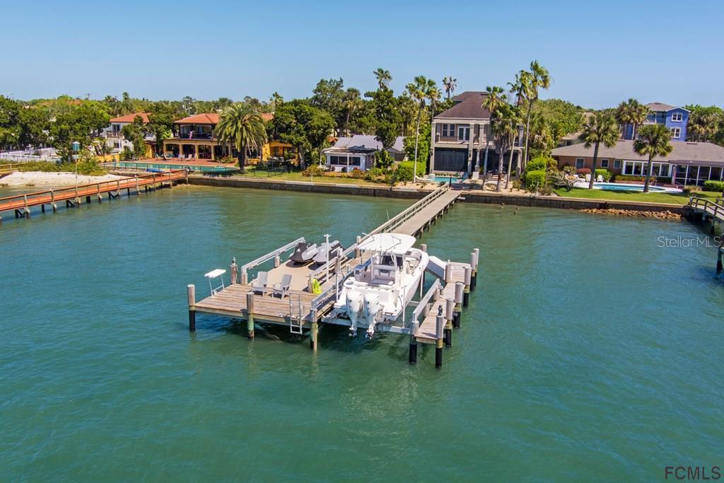 25 Dolphin Dr, St Augustine, FL 32080