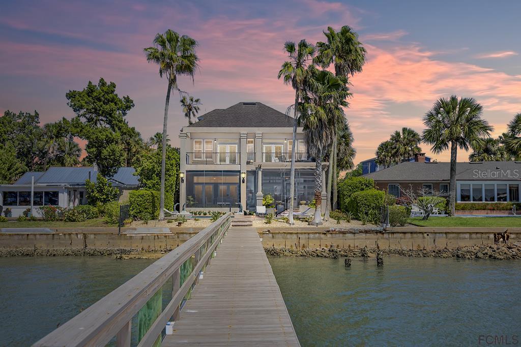 25 Dolphin Dr, St Augustine, FL 32080
