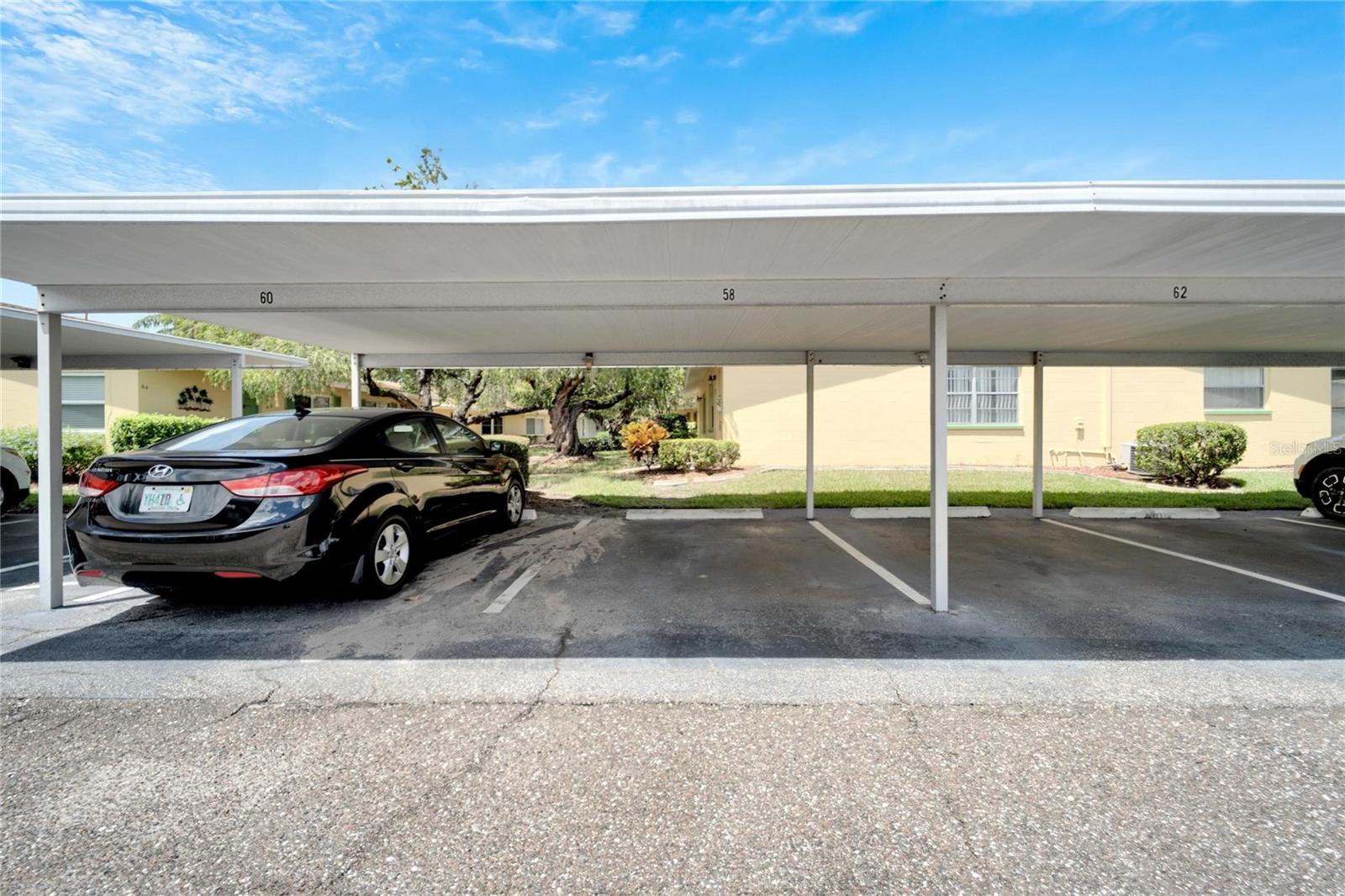 401 Dorchester Pl #58, Sun City Center, FL 33573