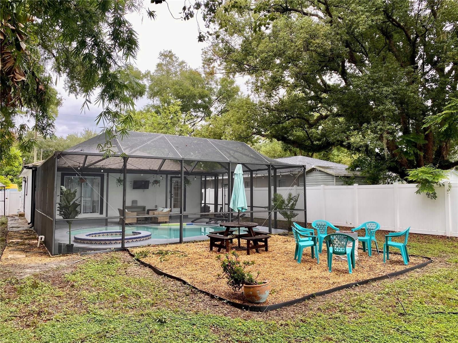 1507 E Henry Ave, Tampa, FL 33610