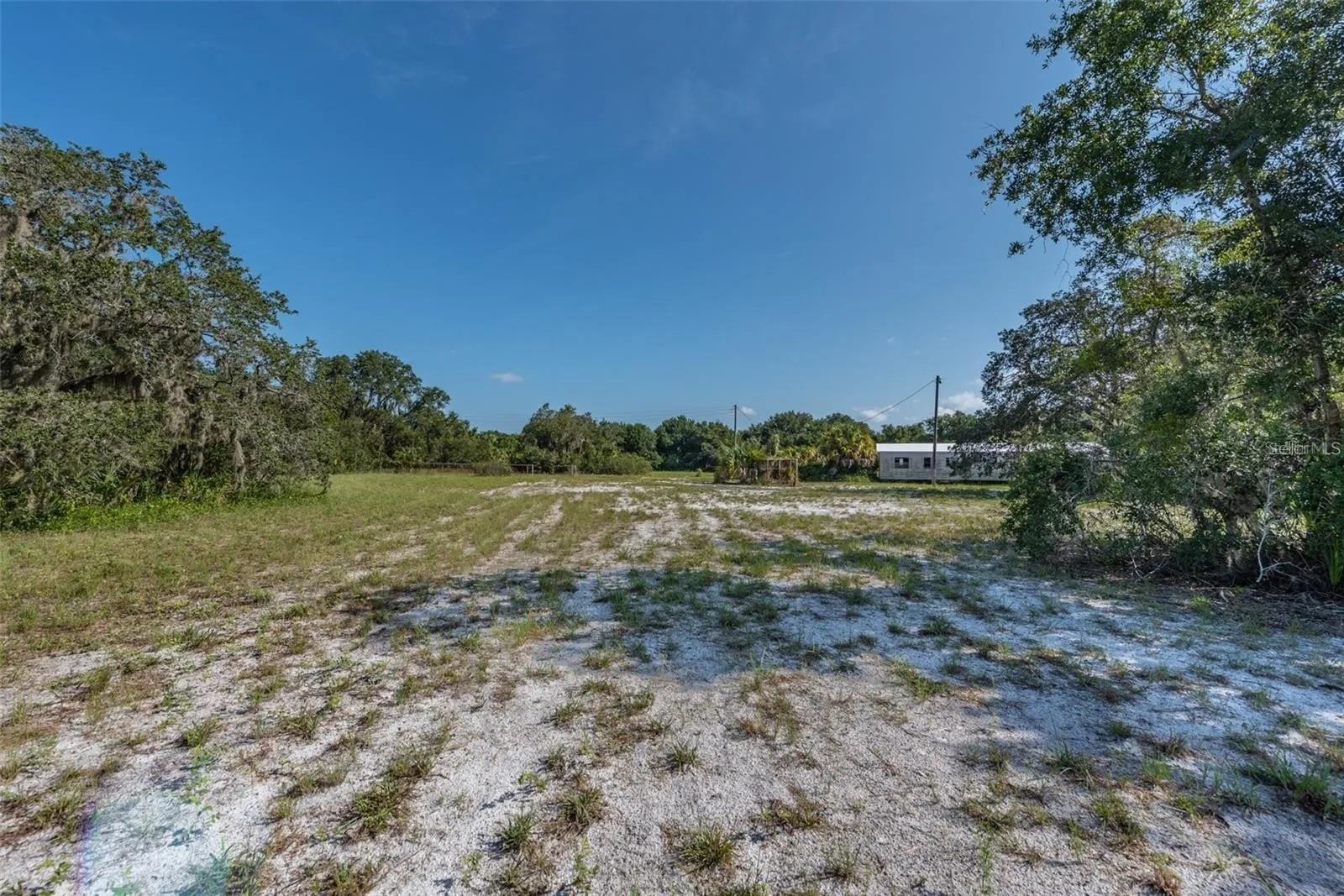 12154 Bullfrog Creek Rd, Gibsonton, FL 33534