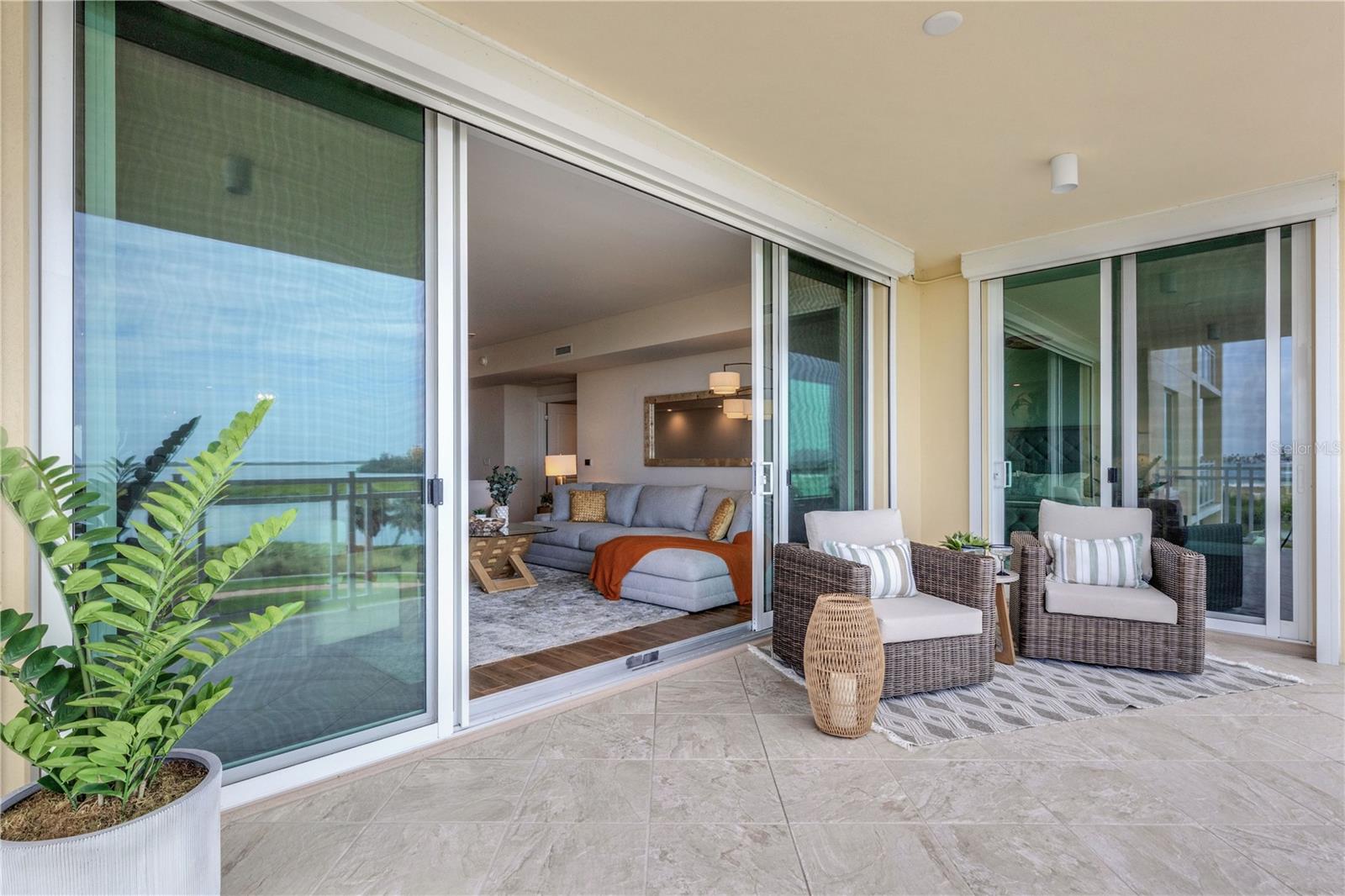795 Collany Rd #304, St Petersburg, FL 33715