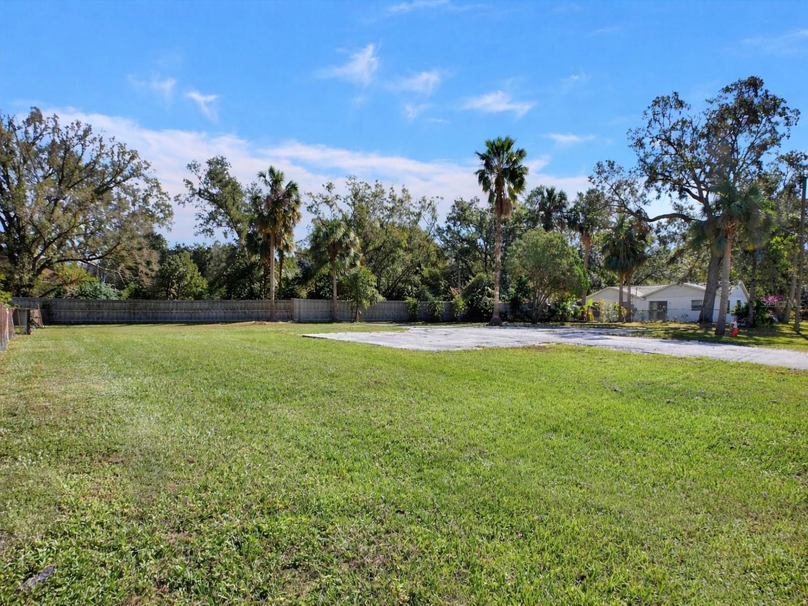 4205 N Manhattan Ave, Tampa, FL 33614