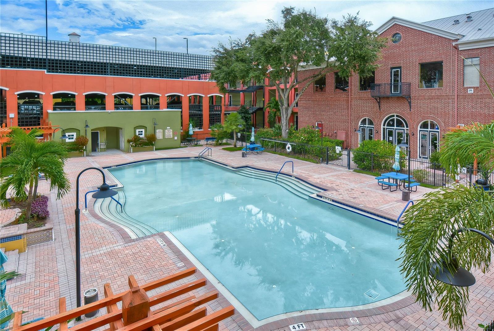 1910 E Palm Ave #10303, Tampa, FL 33605