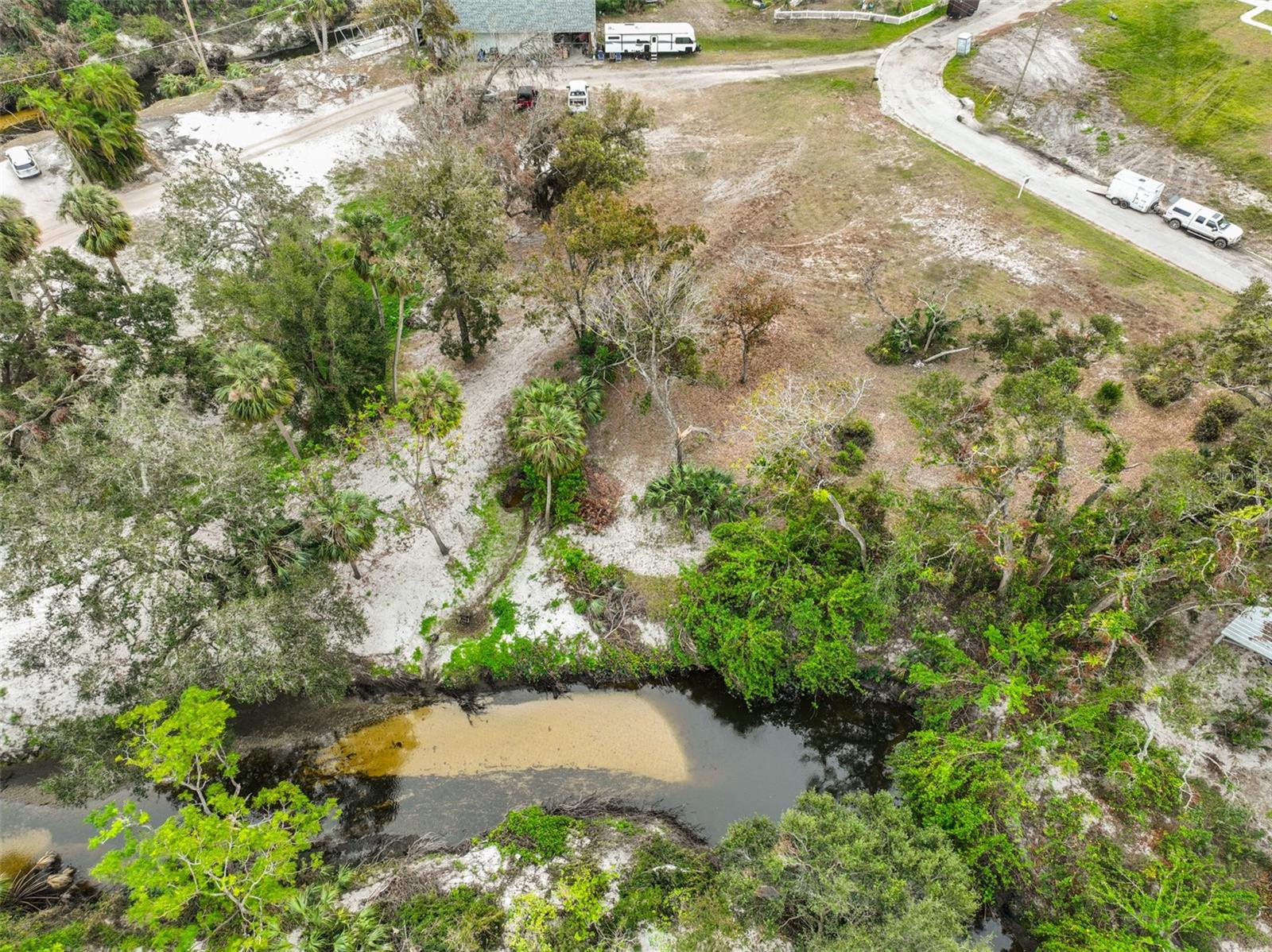 9423 Bullfrog Ct, Gibsonton, FL 33534