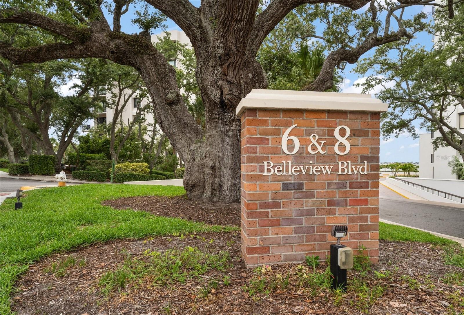 6 Belleview Blvd #105, Belleair, FL 33756