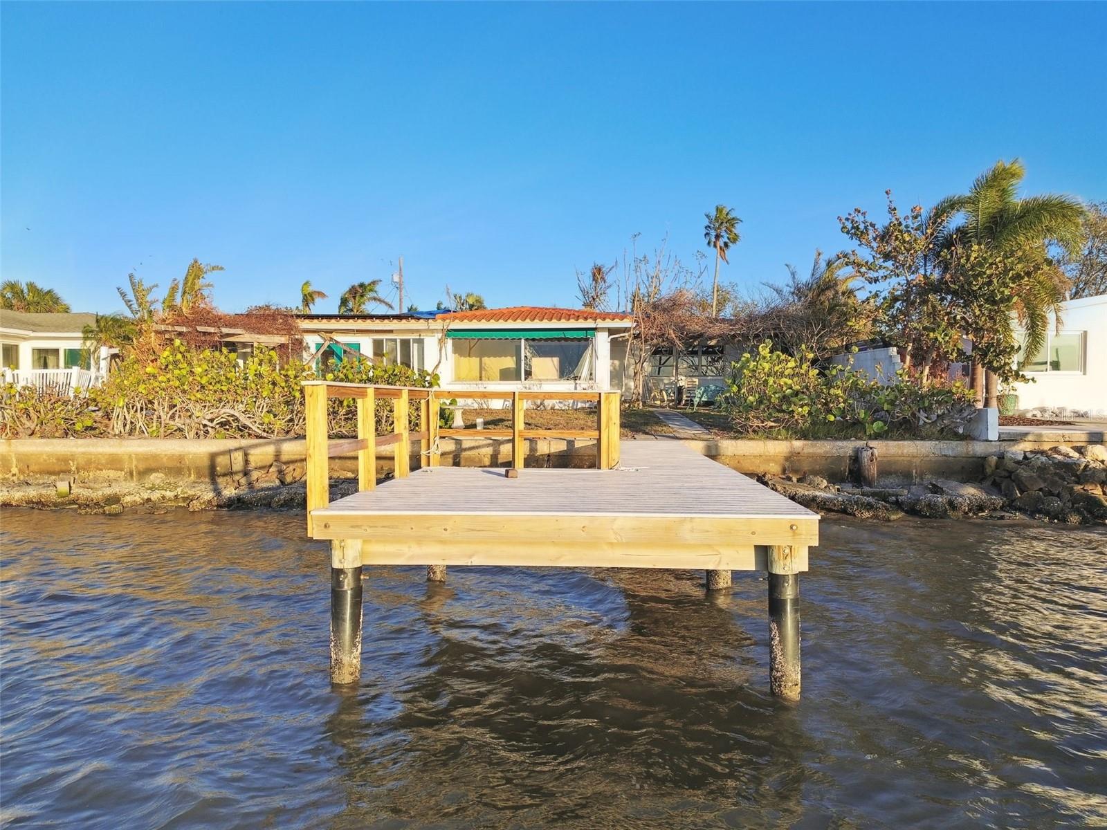 1836 Venetian Point Dr, Clearwater, FL 33755