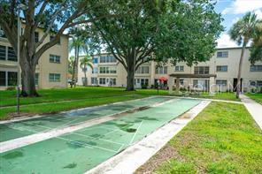 11720 Park Blvd #301, Seminole, FL 33772