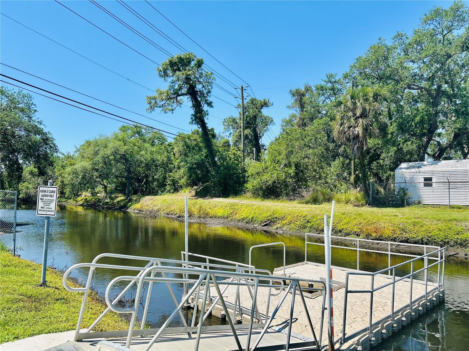 9790 66th St N #238, Pinellas Park, FL 33782