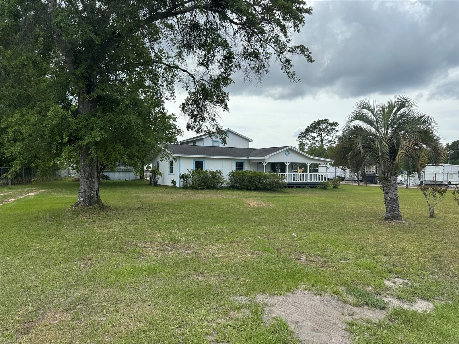 55155517 Shad Rd, Jacksonville, FL 32257