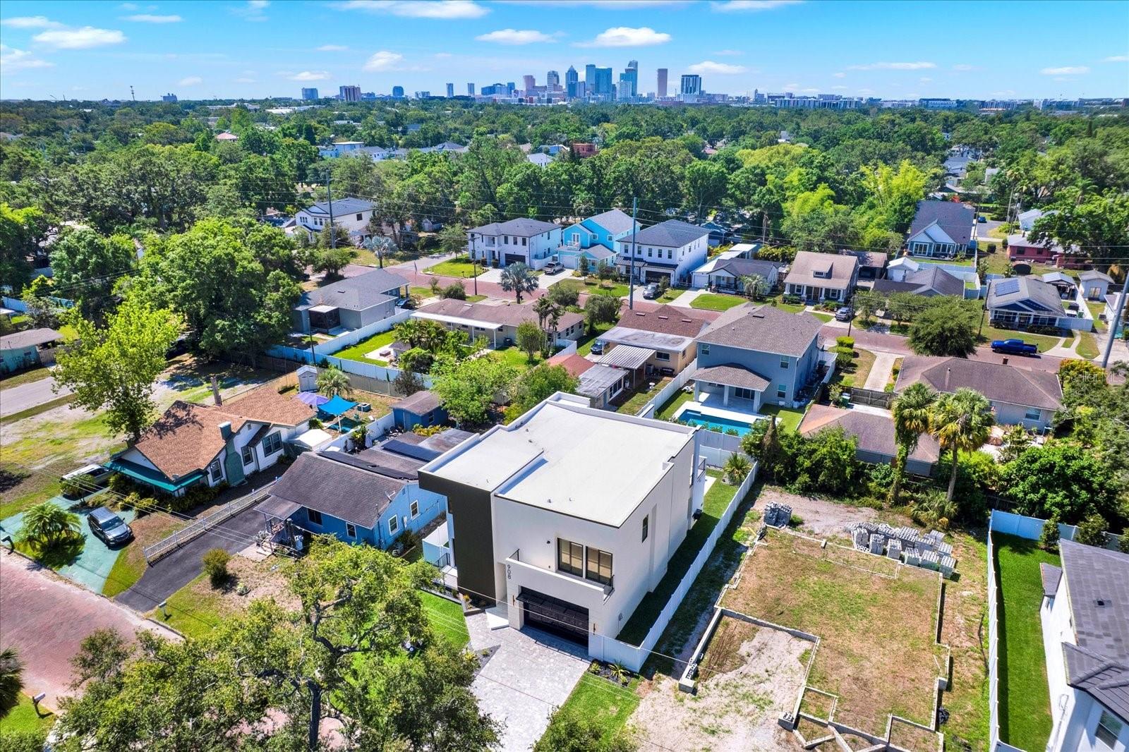 908 W Fribley St, Tampa, FL 33603