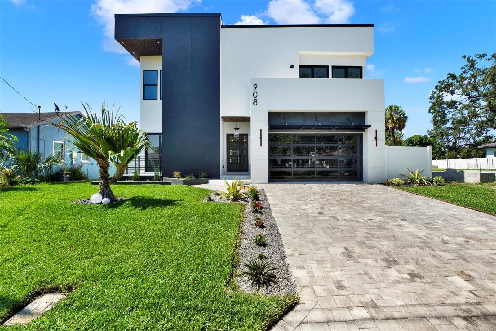 908 W Fribley St, Tampa, FL 33603