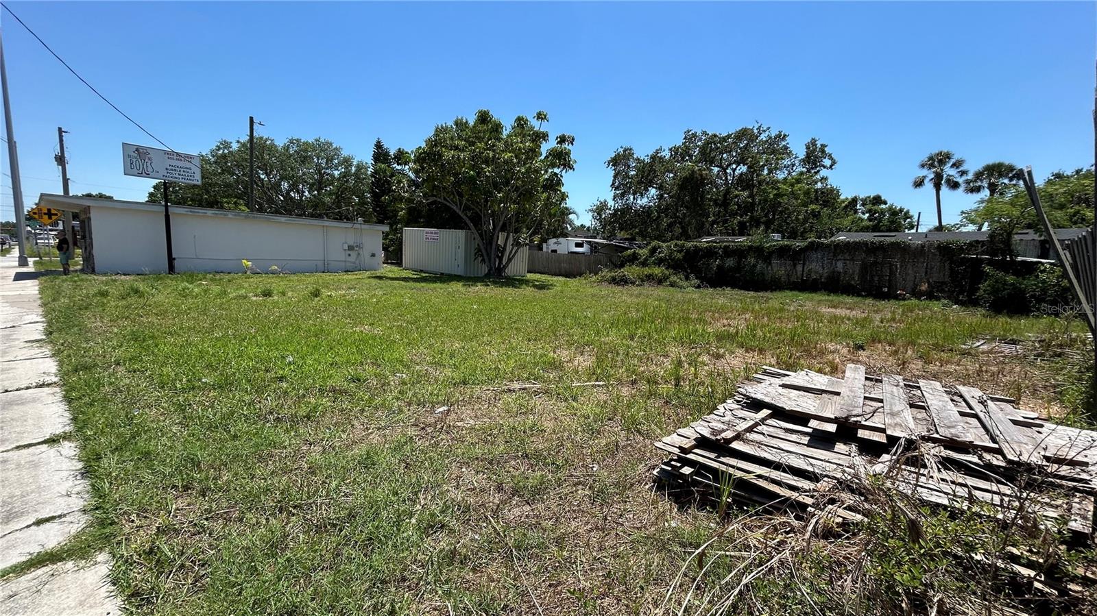 9909 S 41 Hw, Gibsonton, FL 33534