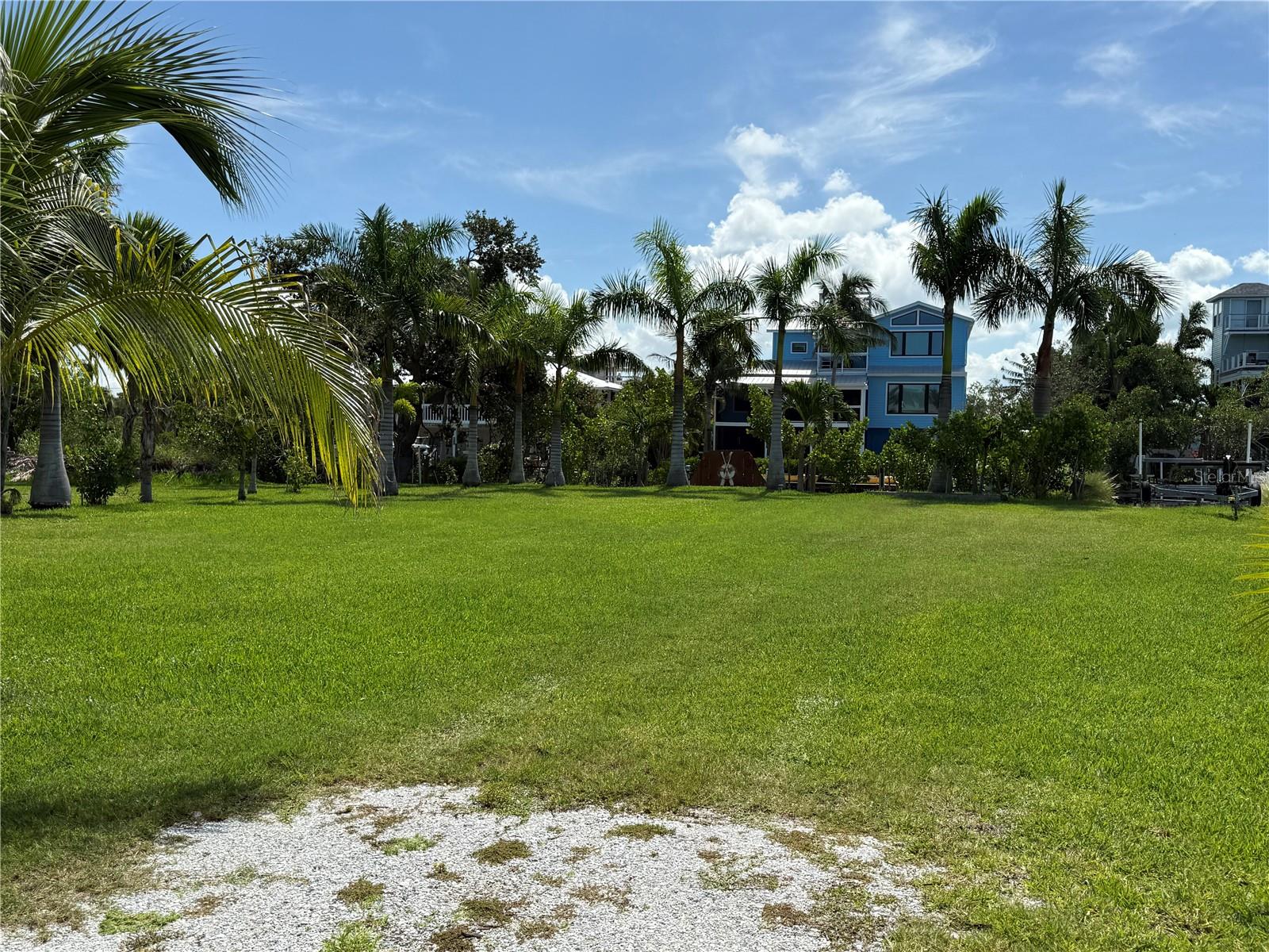 124 Burns Rd, Terra Ceia, FL 34250