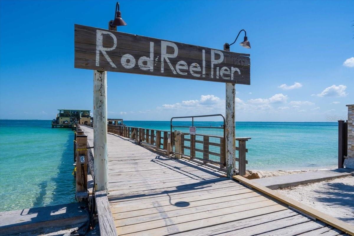 3816 Royal Palm Dr, Bradenton, FL 34210