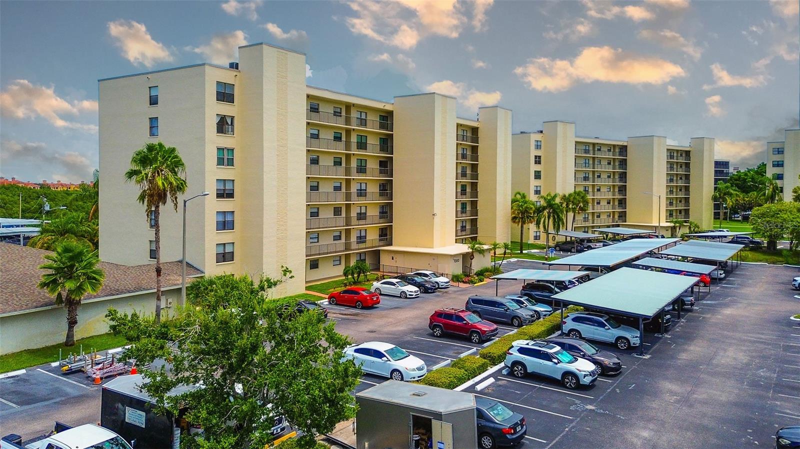 1000 Cove Cay Dr #2C, Clearwater, FL 33760