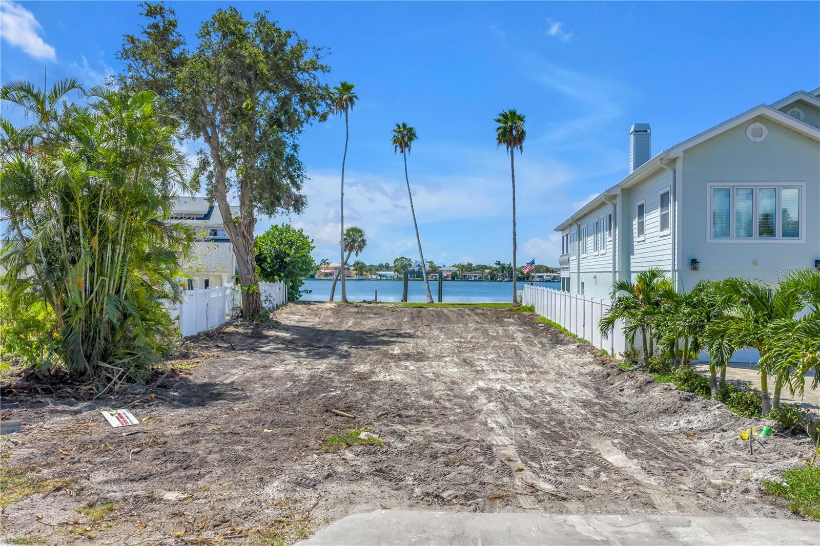 315 10th Ave, Indian Rocks Beach, FL 33785