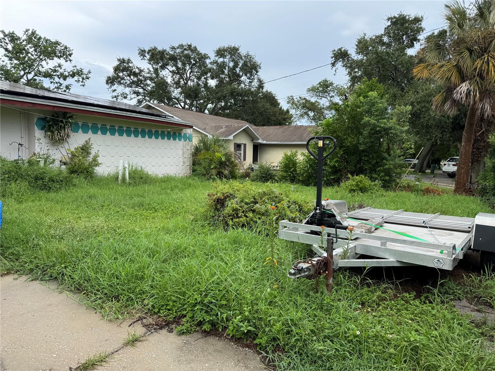 1680 Sunset Point Rd, Clearwater, FL 33755
