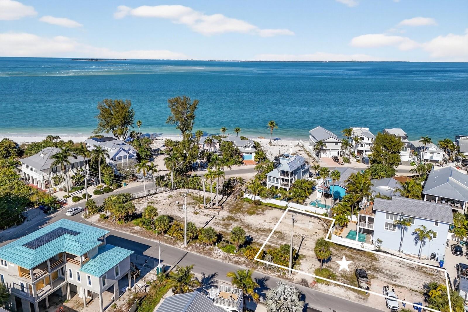 812 N Bay Blvd, Anna Maria, FL 34216
