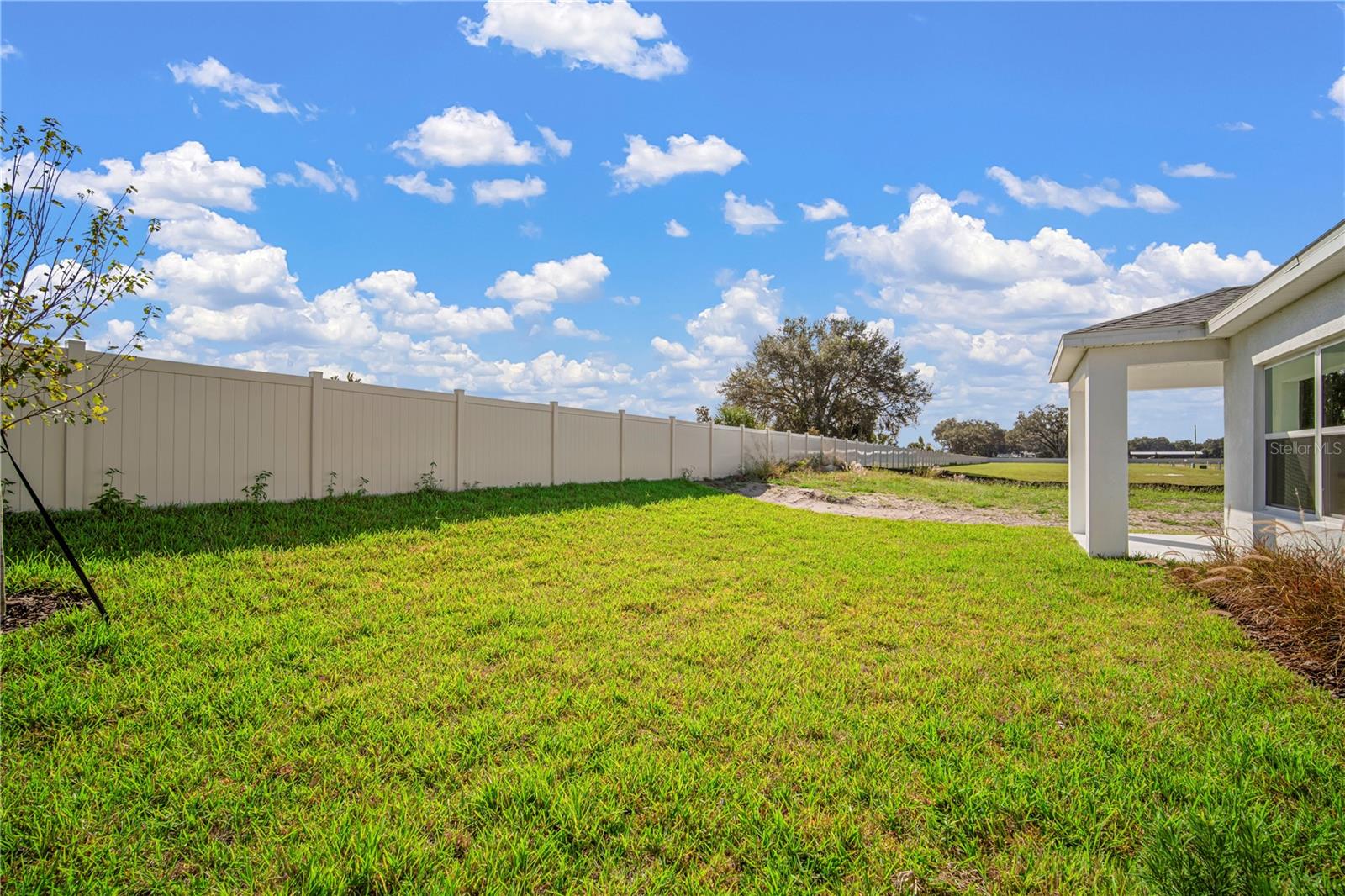 2945 Stewart Creek Cir, Plant City, FL 33565