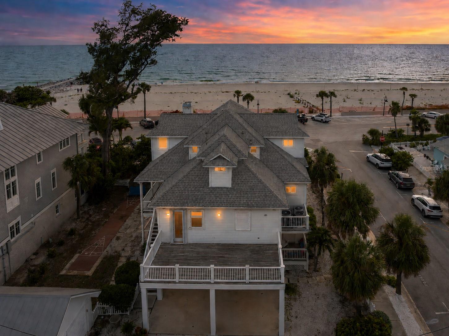 106 2nd Ave, St Pete Beach, FL 33706