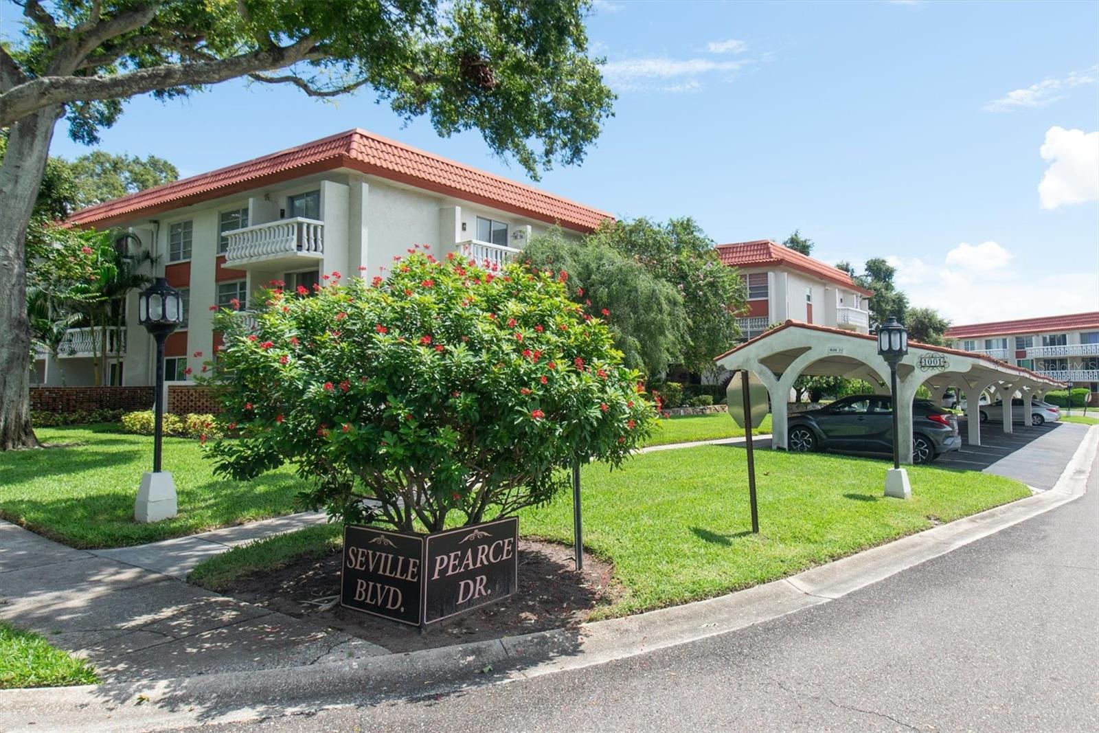 2612 Pearce Dr #310, Clearwater, FL 33764