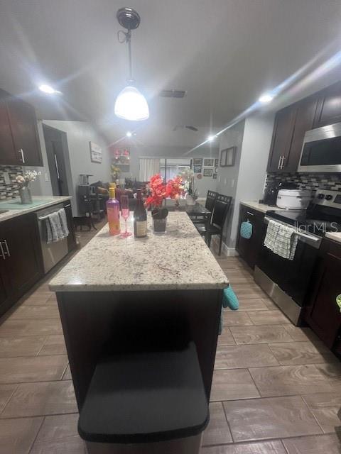 4016 Lake Blvd, Clearwater, FL 33762