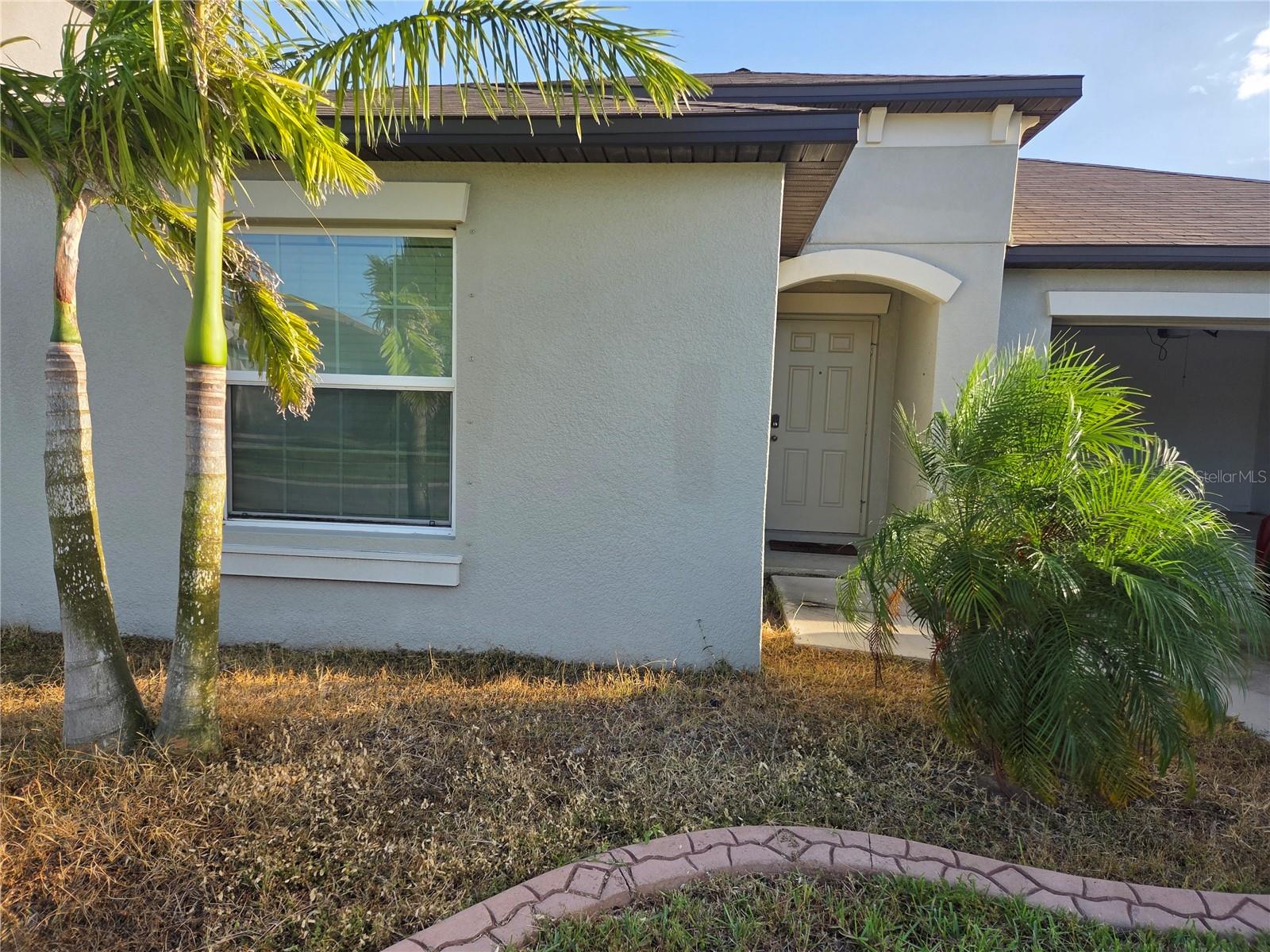 9306 Channing Hill Dr, Ruskin, FL 33573