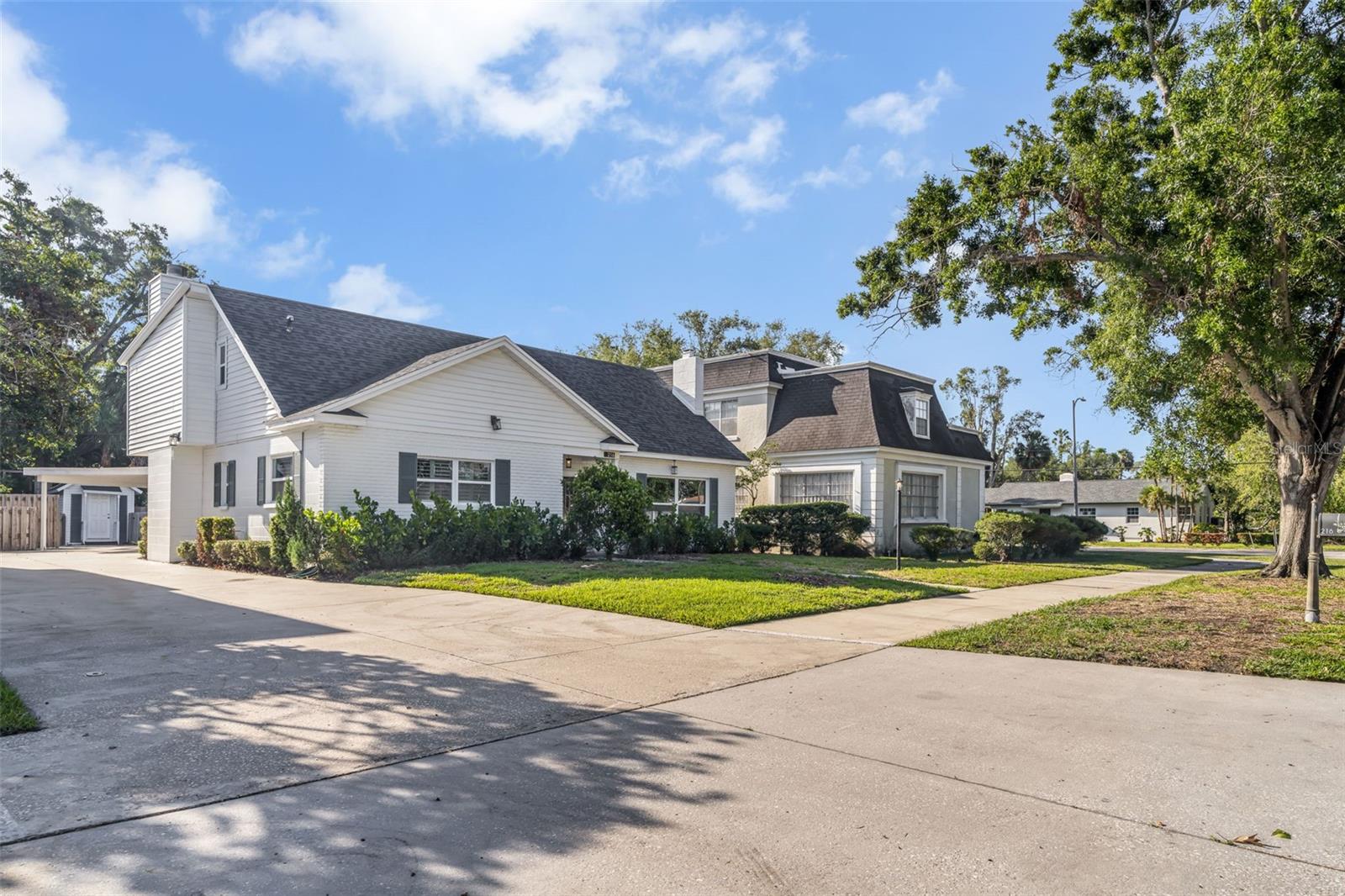 216 S Shore Crest Dr, Tampa, FL 33609