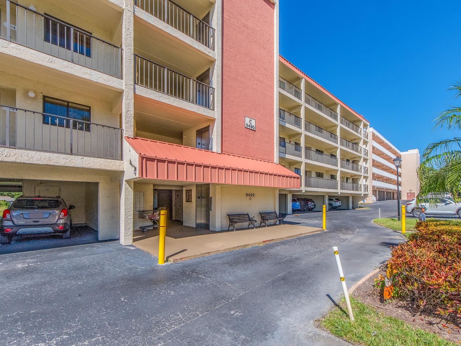 9490 Harbor Greens Way #305, Seminole, FL 33776