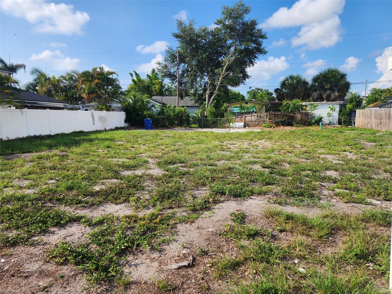 1748 31st Ave N, St Petersburg, FL 33713