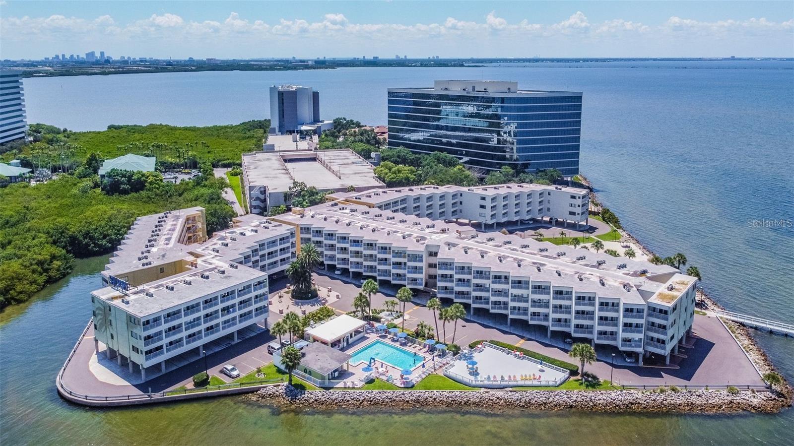 2506 N Rocky Point Dr #305, Tampa, FL 33607