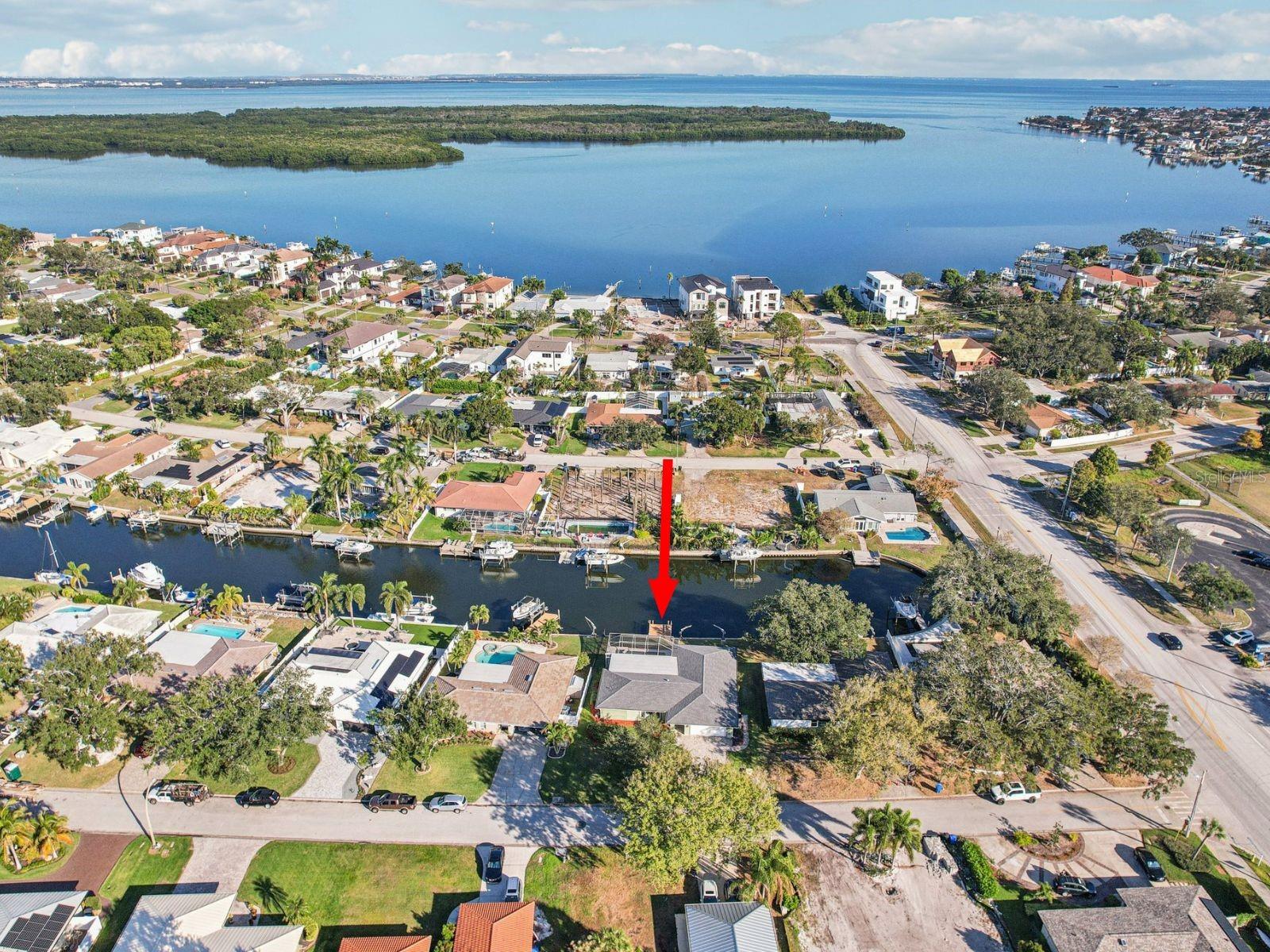 6251 18th St NE, St Petersburg, FL 33702